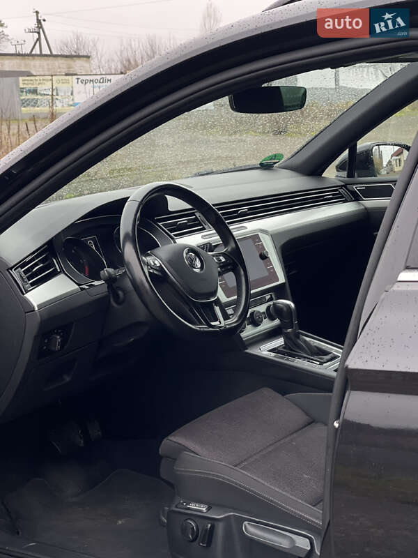 Универсал Volkswagen Passat 2019 в Костополе