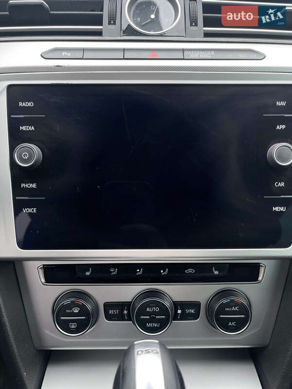 Универсал Volkswagen Passat 2019 в Костополе
