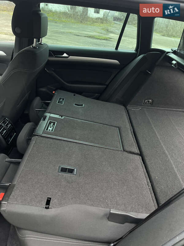 Универсал Volkswagen Passat 2019 в Костополе