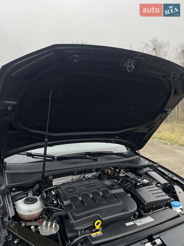 Универсал Volkswagen Passat 2019 в Костополе