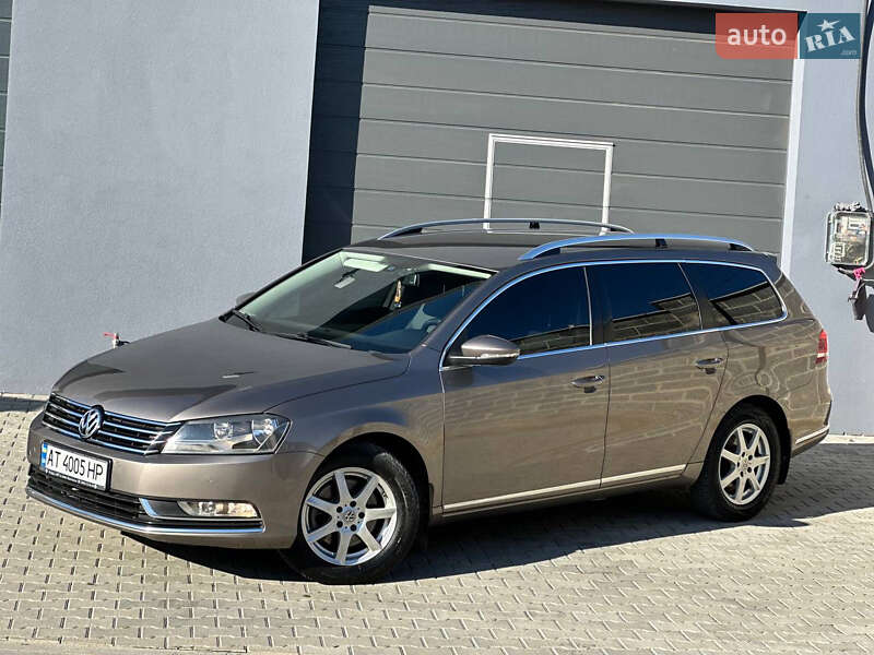 Универсал Volkswagen Passat 2011 в Надворной