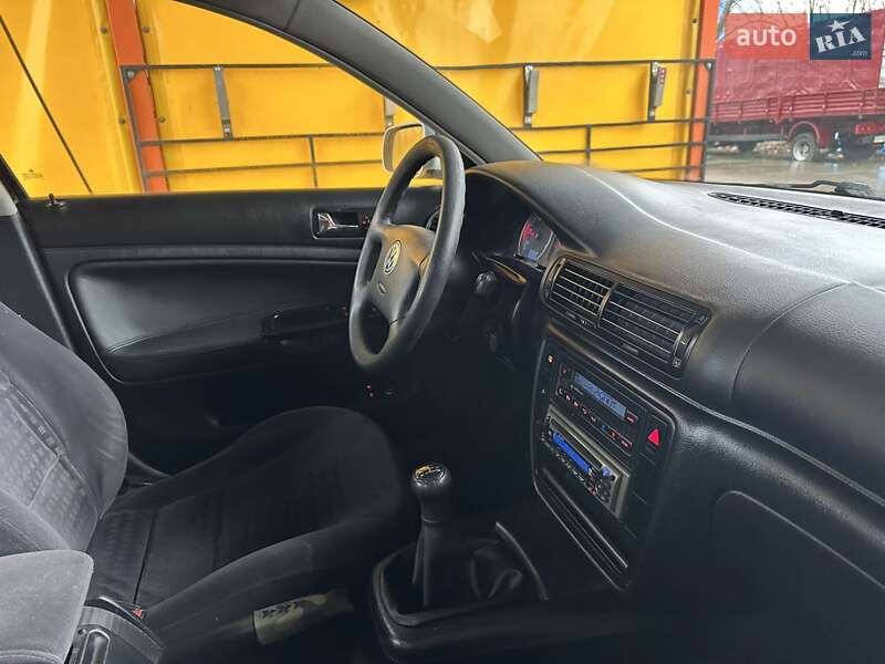 Седан Volkswagen Passat 2001 в Бердичеве фото 9 Седан Volkswagen Passat 2001 в Бердичеве