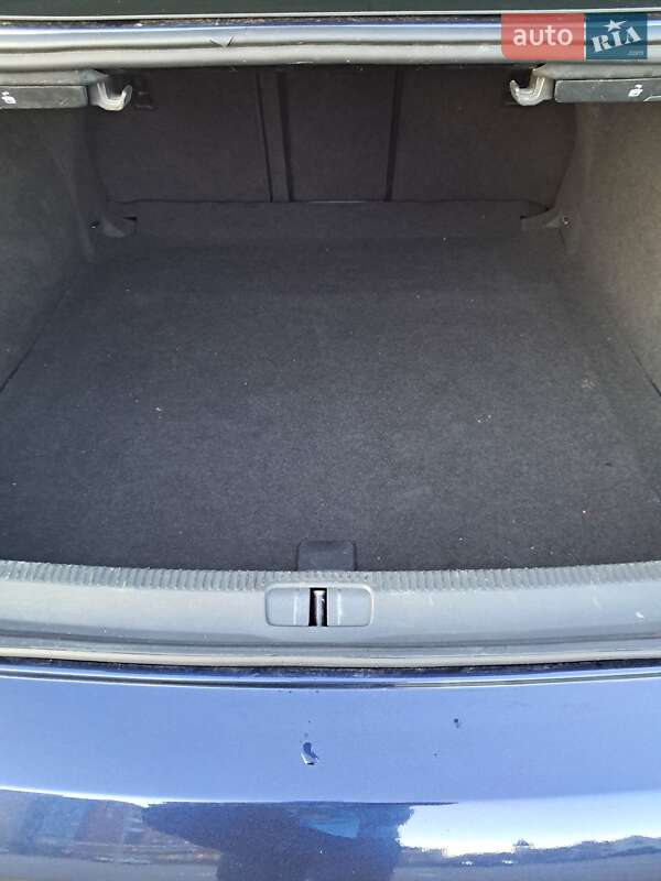 Седан Volkswagen Passat 2012 в Киеве фото 20 Седан Volkswagen Passat 2012 в Киеве