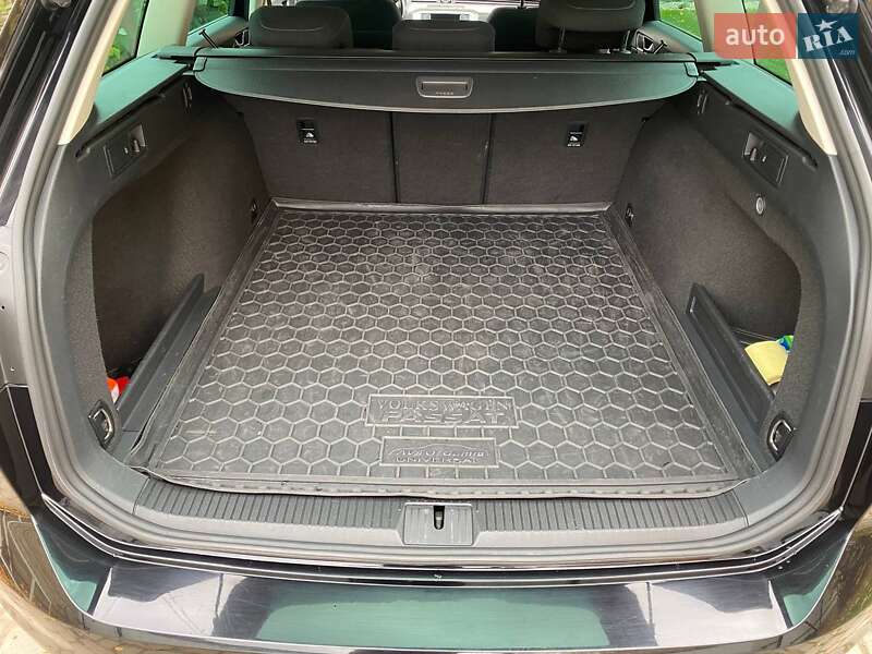 Універсал Volkswagen Passat 2016 в Володимирі