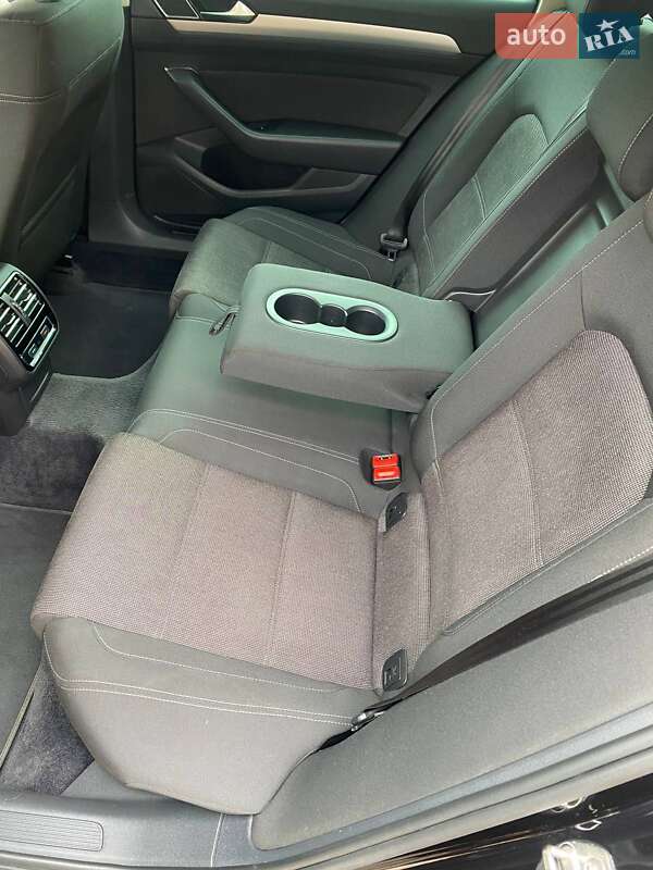 Універсал Volkswagen Passat 2016 в Володимирі