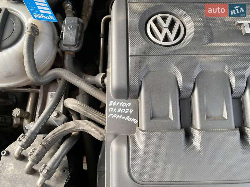 Універсал Volkswagen Passat 2016 в Володимирі