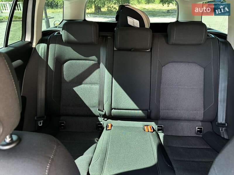 Универсал Volkswagen Passat 2015 в Кривом Роге