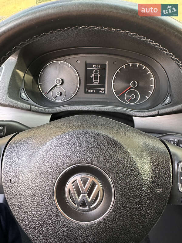Седан Volkswagen Passat 2014 в Лозовой