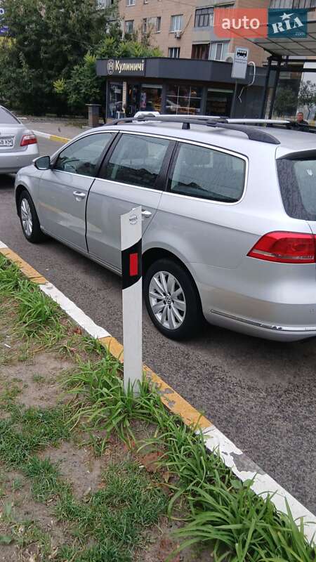 Универсал Volkswagen Passat 2011 в Василькове