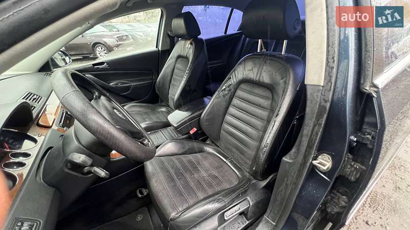 Седан Volkswagen Passat 2006 в Киеве