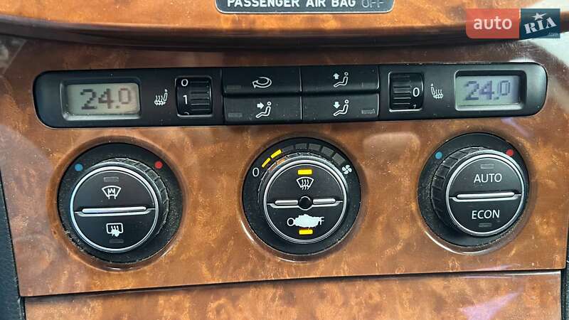 Седан Volkswagen Passat 2006 в Киеве