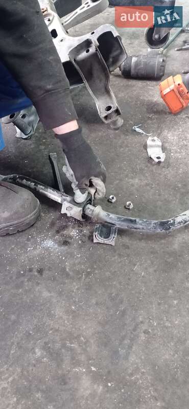 Седан Volkswagen Passat 2012 в Львове