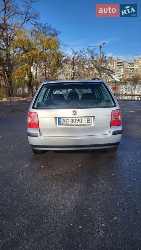Универсал Volkswagen Passat 2003 в Днепре