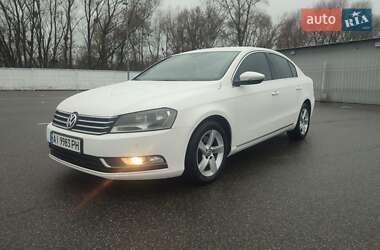 Седан Volkswagen Passat 2013 в Киеве
