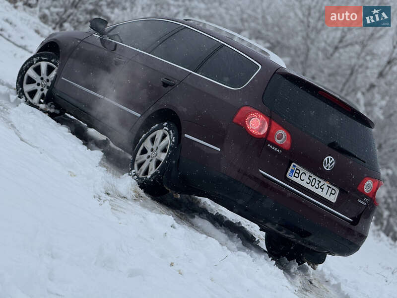 Универсал Volkswagen Passat 2010 в Стрые