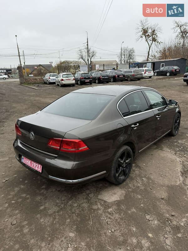 Седан Volkswagen Passat 2012 в Сумах