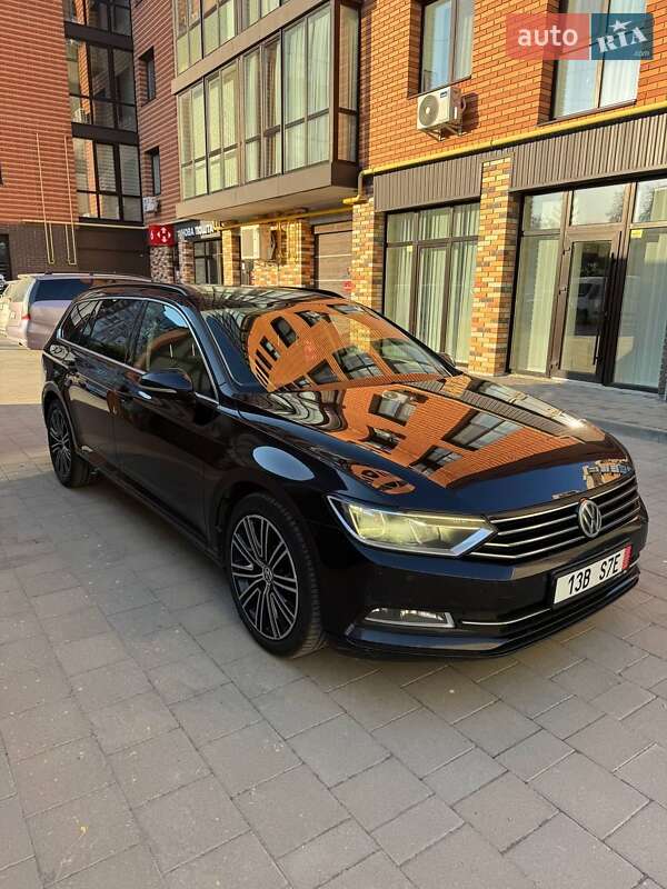 Универсал Volkswagen Passat 2015 в Ивано-Франковске