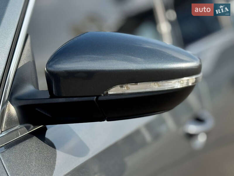 Седан Volkswagen Passat 2017 в Днепре фото 14 Седан Volkswagen Passat 2017 в Днепре