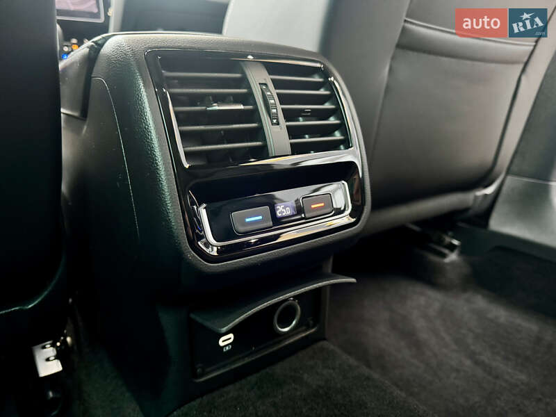 Универсал Volkswagen Passat 2020 в Луцке