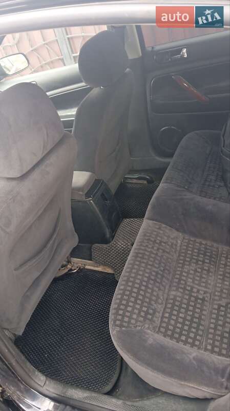 Седан Volkswagen Passat 2003 в Виннице