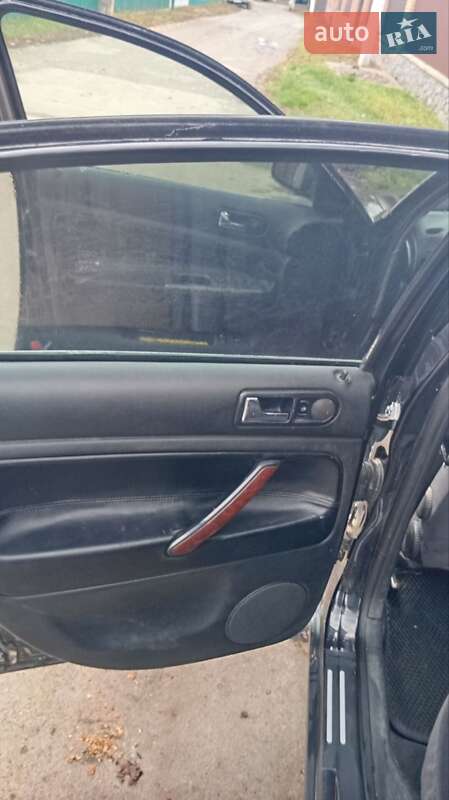 Седан Volkswagen Passat 2003 в Виннице