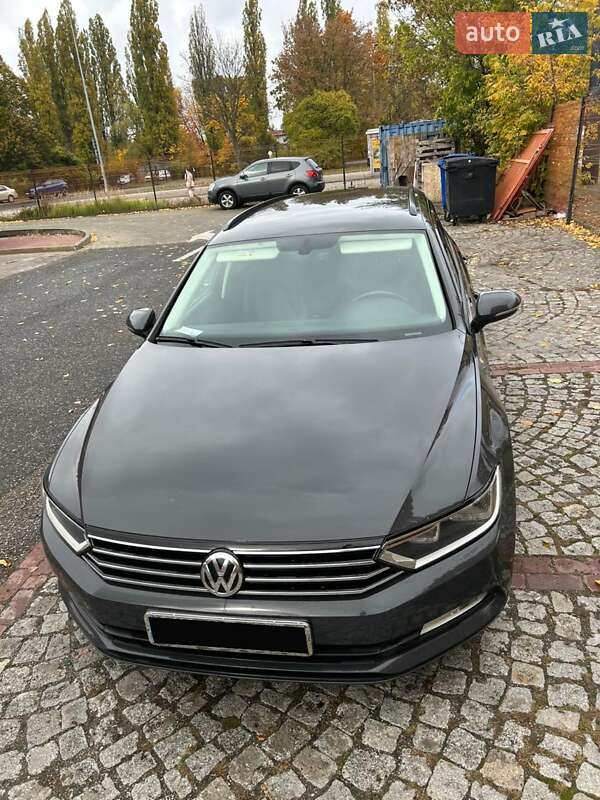 Универсал Volkswagen Passat 2016 в Черновцах фото 5 Универсал Volkswagen Passat 2016 в Черновцах