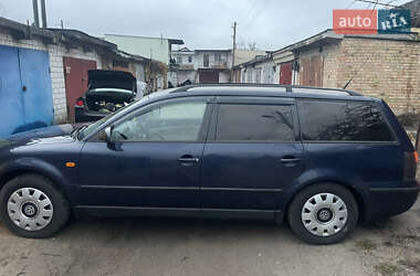 Универсал Volkswagen Passat 1997 в Киеве