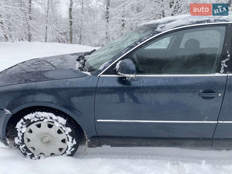 Универсал Volkswagen Passat 2004 в Львове