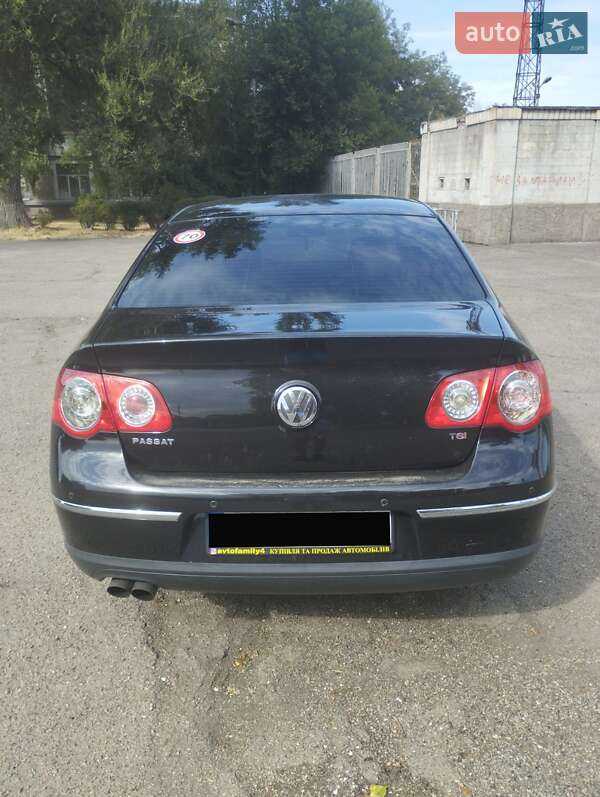 Седан Volkswagen Passat 2009 в Каменском