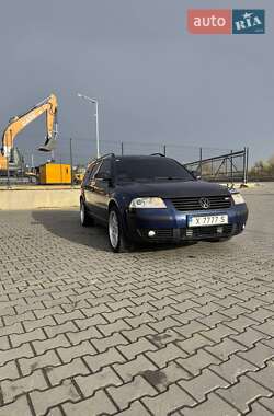 Універсал Volkswagen Passat 2002 в Глибокій