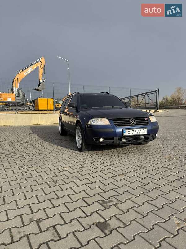 Універсал Volkswagen Passat 2002 в Глибокій