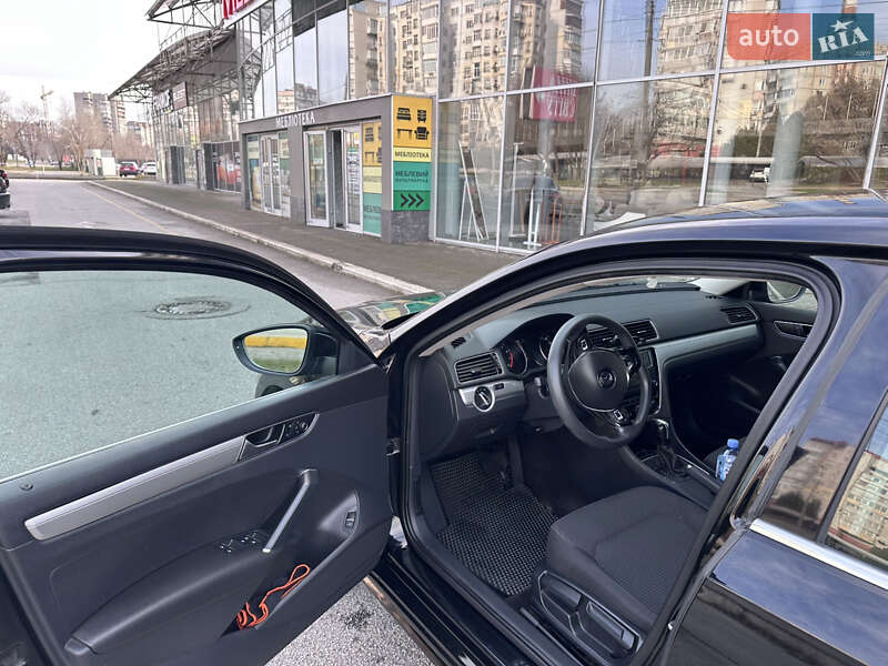 Седан Volkswagen Passat 2016 в Запорожье