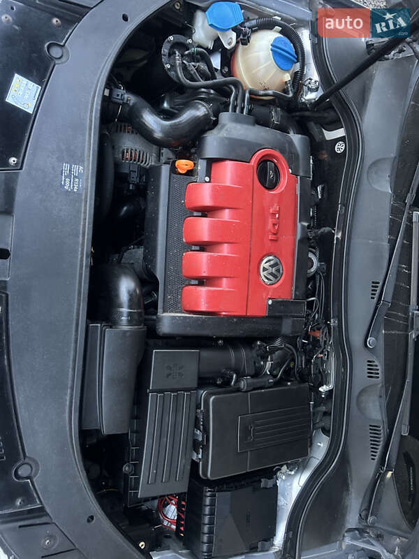 Седан Volkswagen Passat 2005 в Берегово