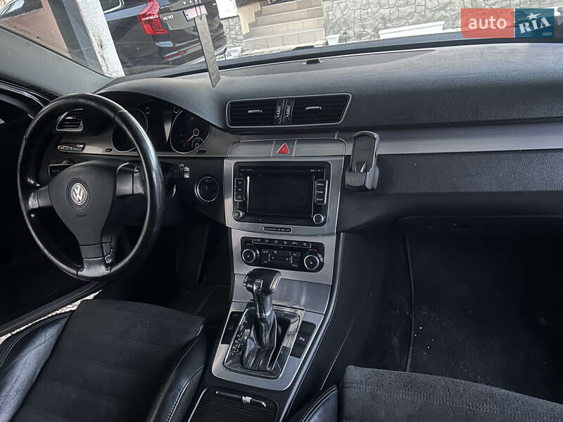 Седан Volkswagen Passat 2005 в Берегово