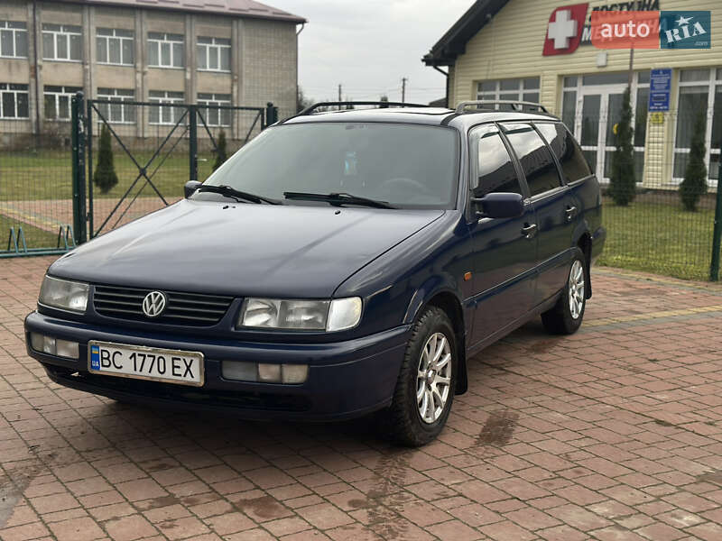 Универсал Volkswagen Passat 1994 в Стрые