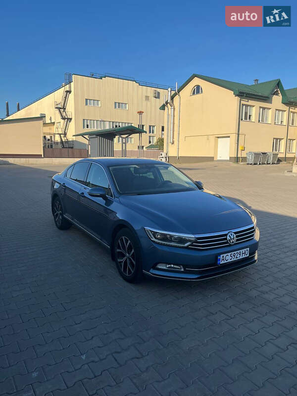Седан Volkswagen Passat 2016 в Луцке фото 4 Седан Volkswagen Passat 2016 в Луцке