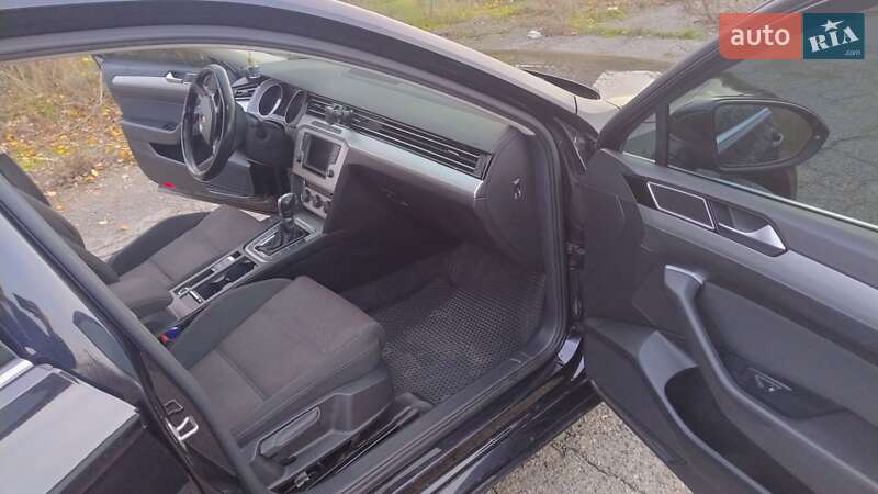 Универсал Volkswagen Passat 2016 в Великодолинском