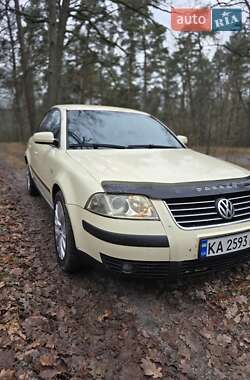 Седан Volkswagen Passat 2002 в Бородянці