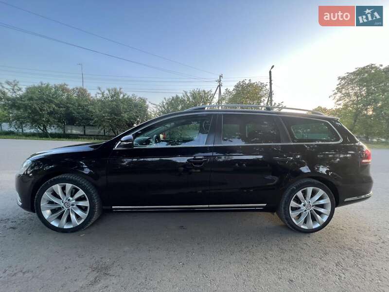 Универсал Volkswagen Passat 2012 в Ивано-Франковске