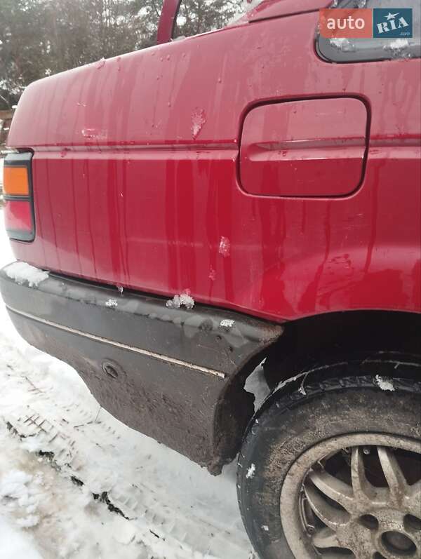 Седан Volkswagen Passat 1991 в Бродах