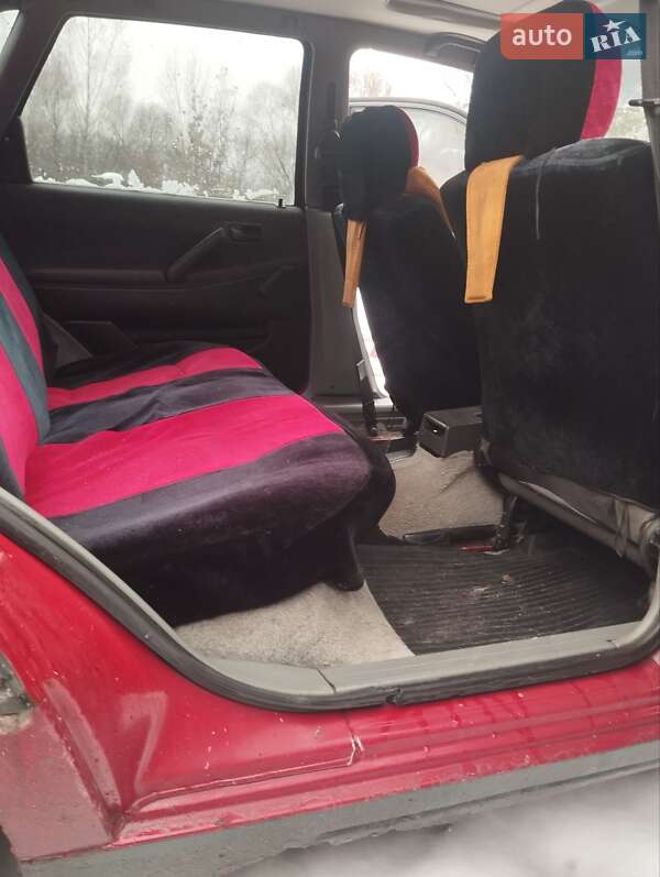 Седан Volkswagen Passat 1991 в Бродах