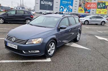 Универсал Volkswagen Passat 2014 в Черновцах