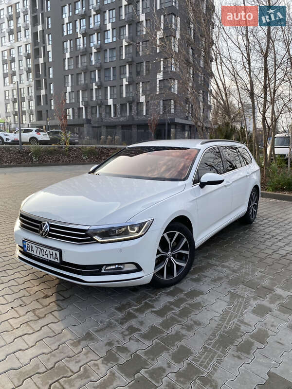 Универсал Volkswagen Passat 2015 в Кропивницком