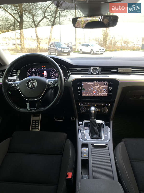 Универсал Volkswagen Passat 2015 в Кропивницком