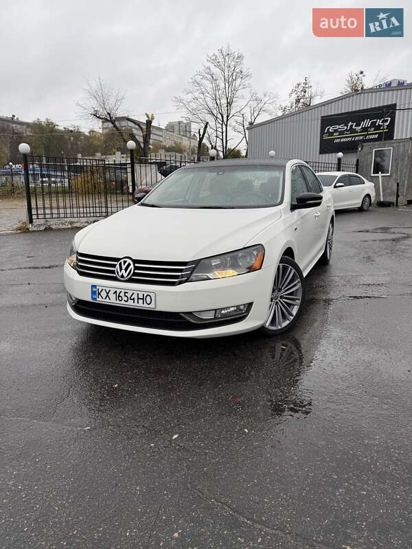 Седан Volkswagen Passat 2014 в Харкові