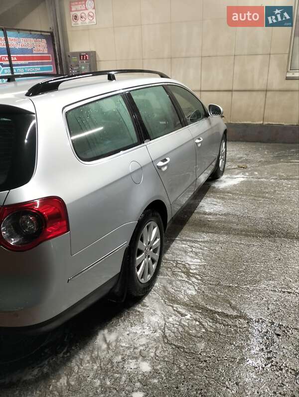 Универсал Volkswagen Passat 2009 в Костополе