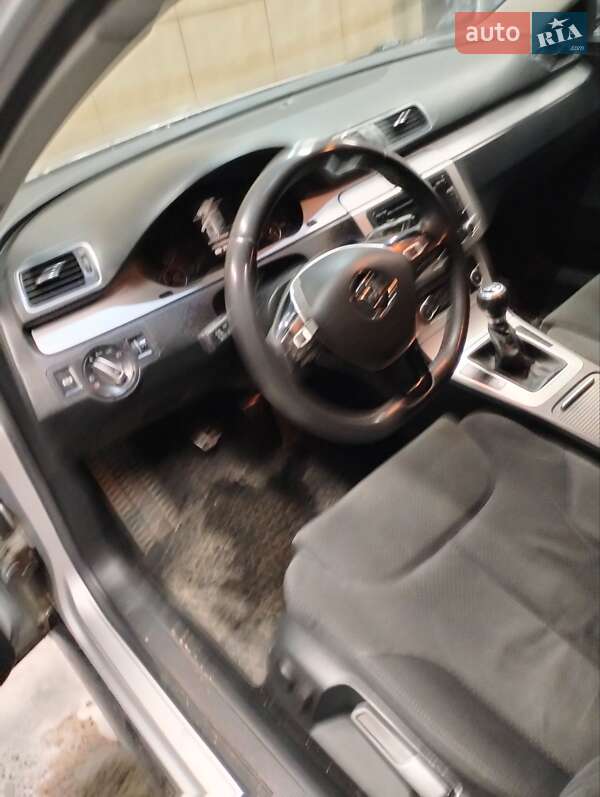 Универсал Volkswagen Passat 2009 в Костополе