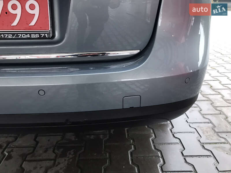 Универсал Volkswagen Passat 2009 в Луцке