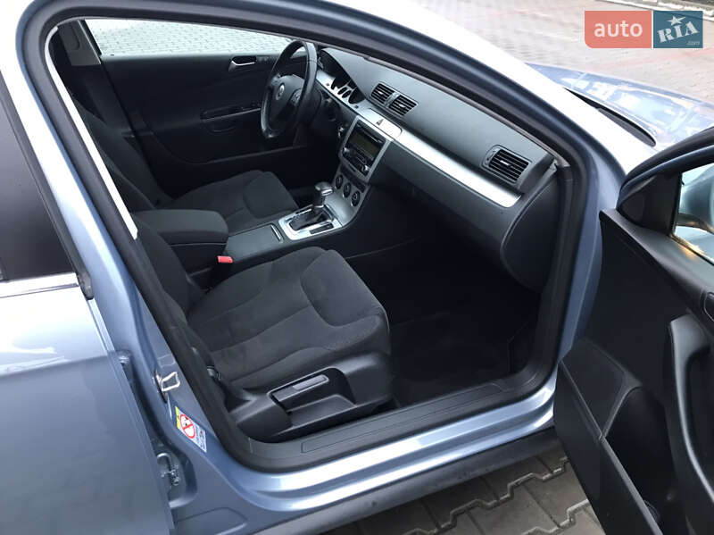 Универсал Volkswagen Passat 2009 в Луцке
