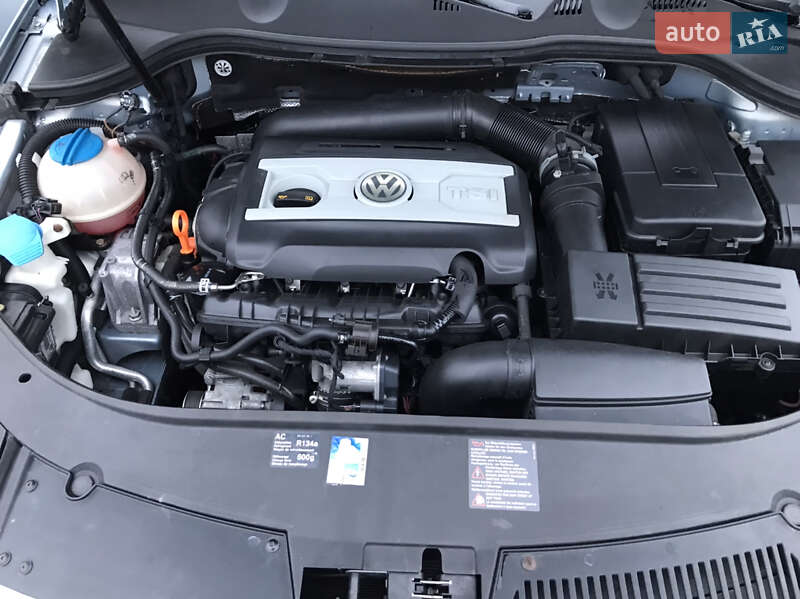 Универсал Volkswagen Passat 2009 в Луцке